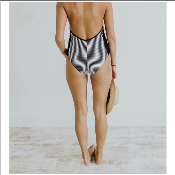 COPY - Roolee Sacramento One piece swimsuit size … - Picture 3 of 7